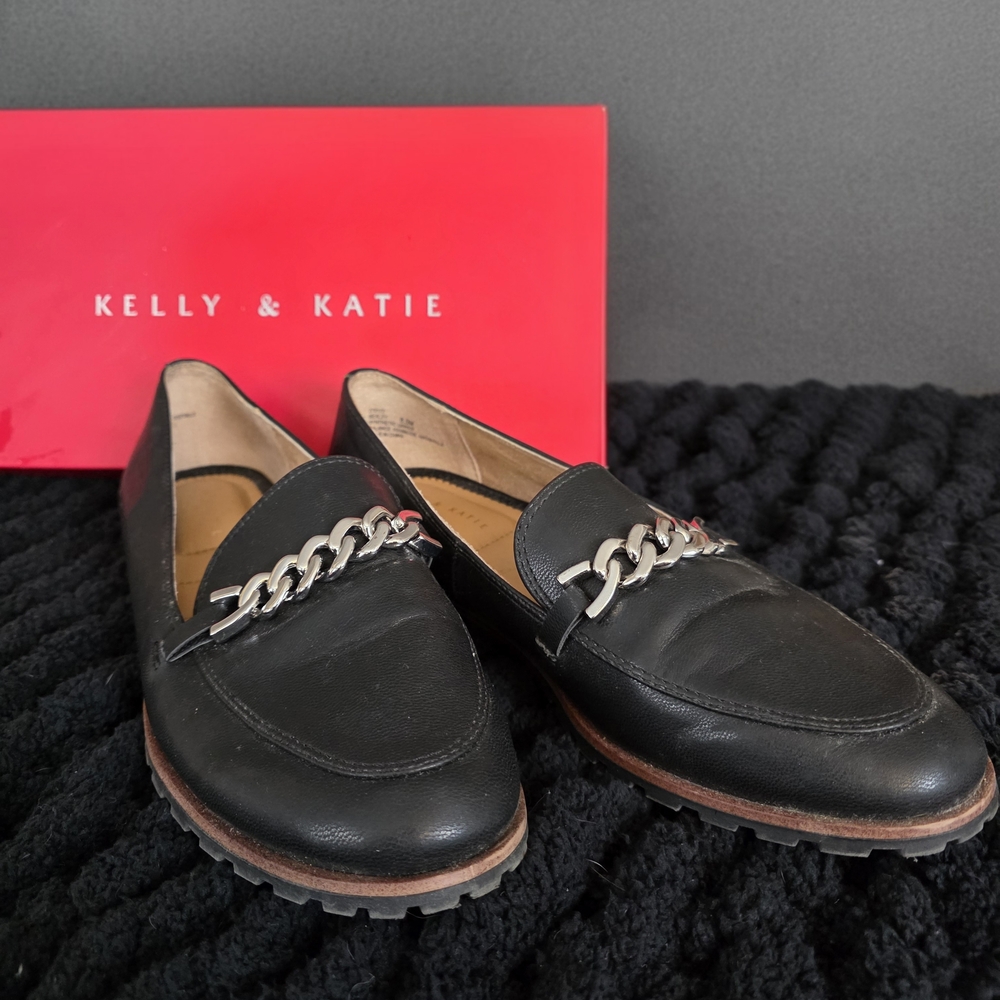 Kelly & Katie Black Flats with Rugged Soles